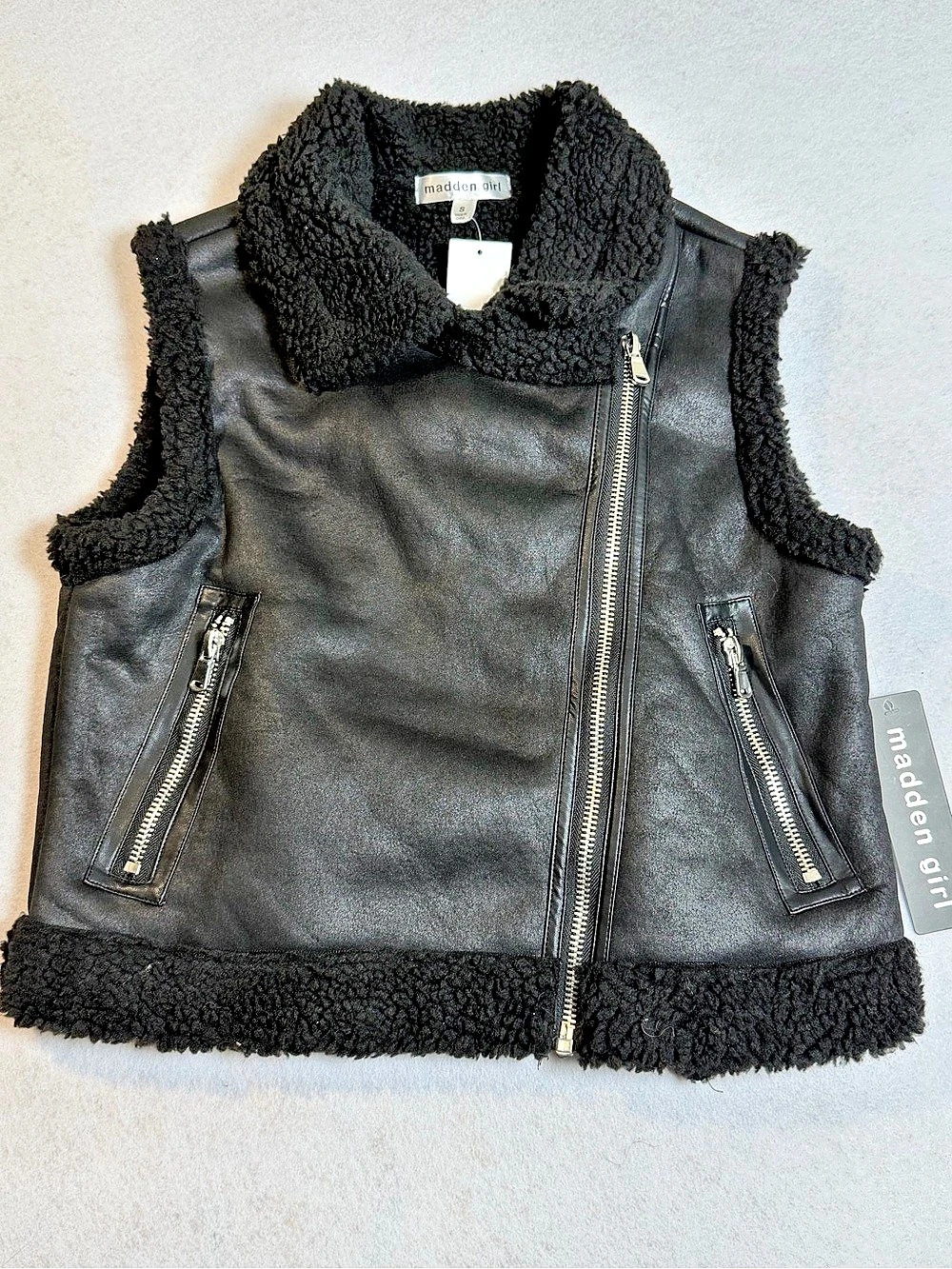 Madden Girl Faux Shearling Trim Moto Vest Black Size Small NWT